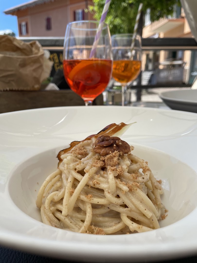 "Dante n.6" Birroteca Gineria Restaurant & more