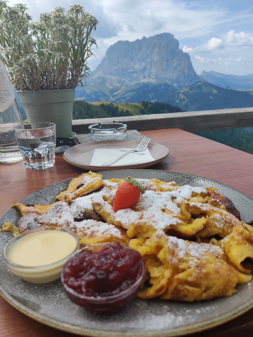 Dantercepies Mountain Lounge