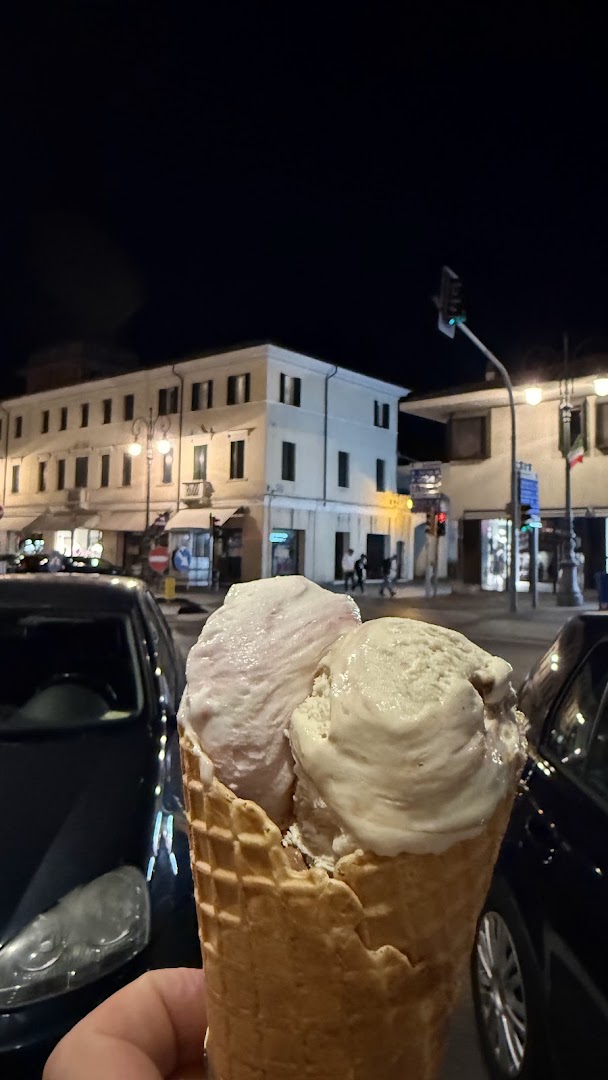 DASSIE Gelato - Corso Mazzini