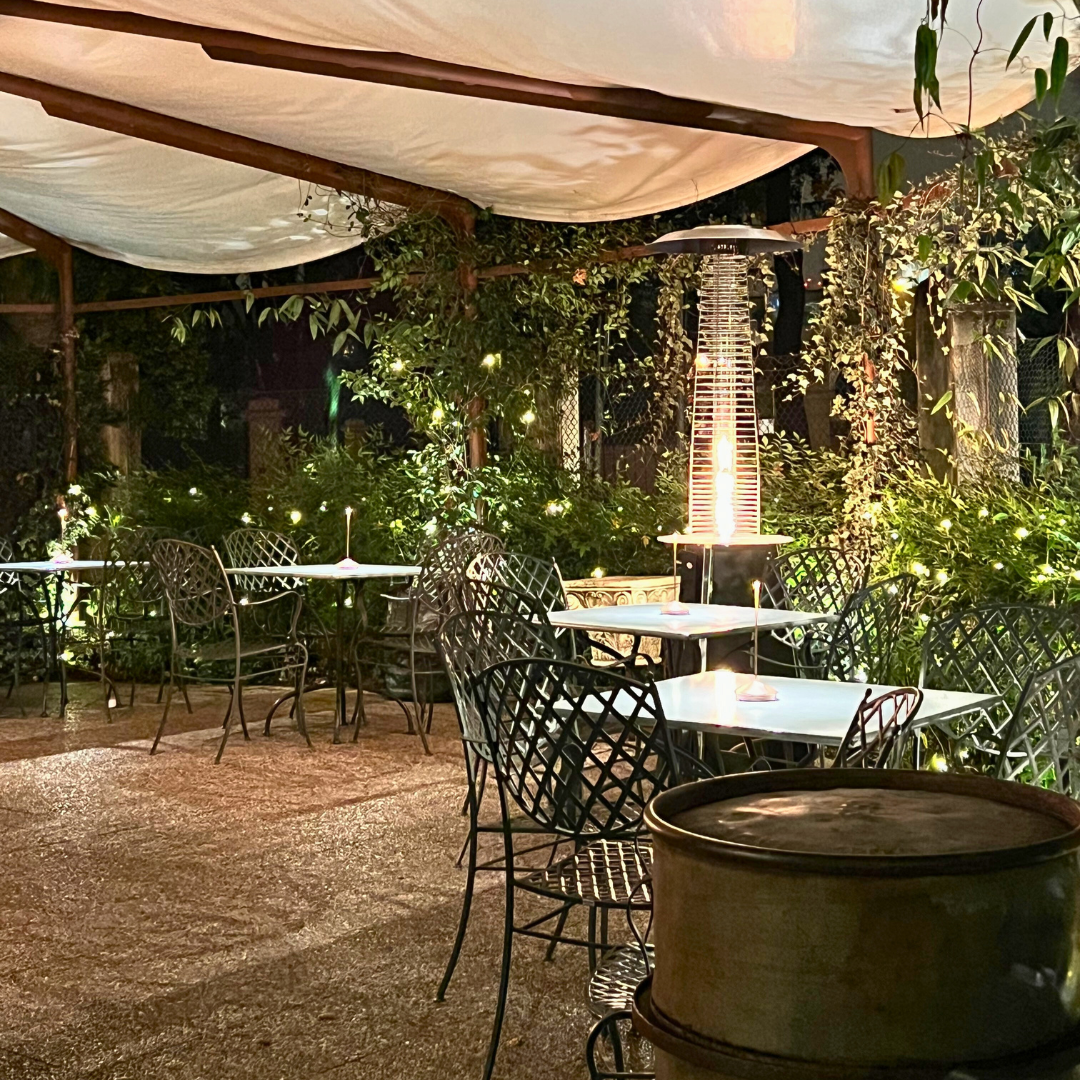 Dazio Garden Bar