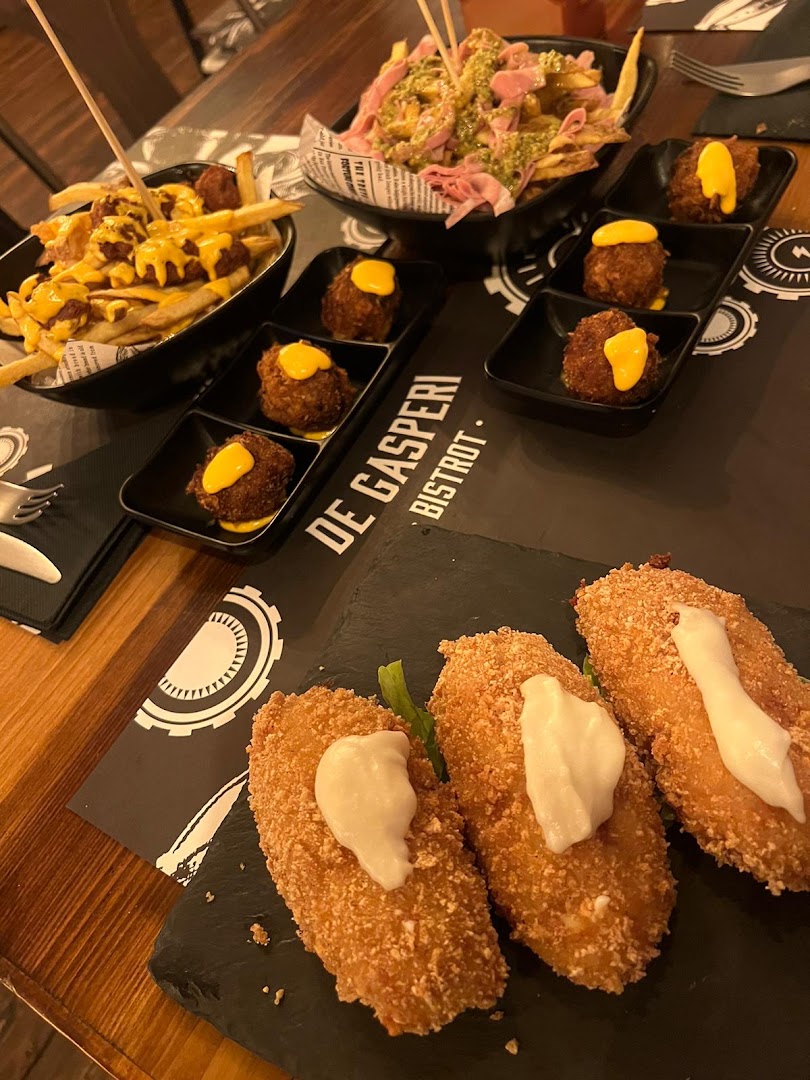 De Gasperi Bistrot, Caivano