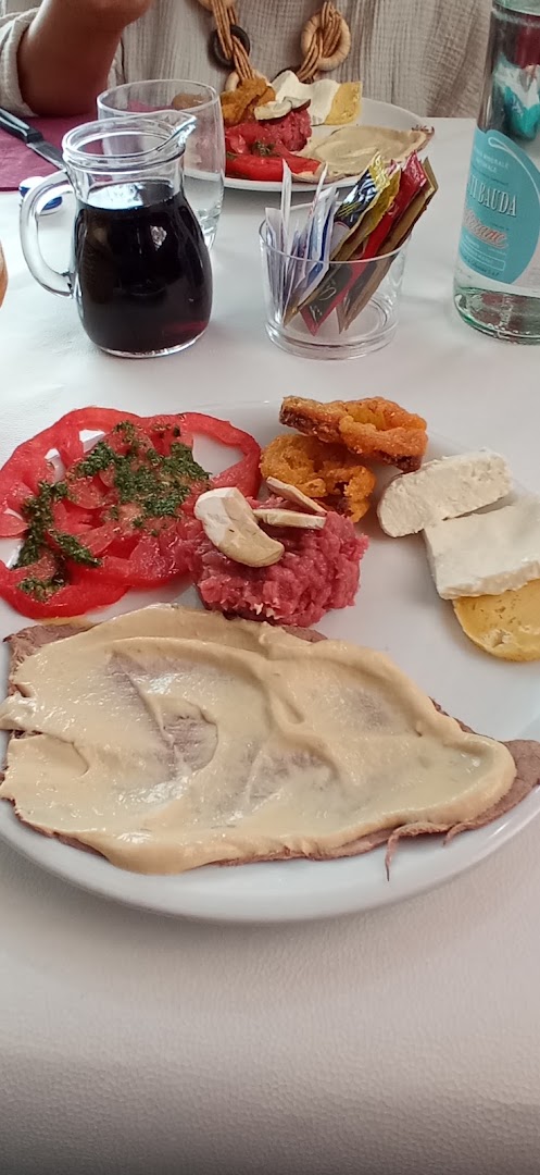 De Nèi