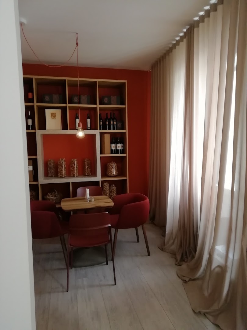 Decasa Degusteria