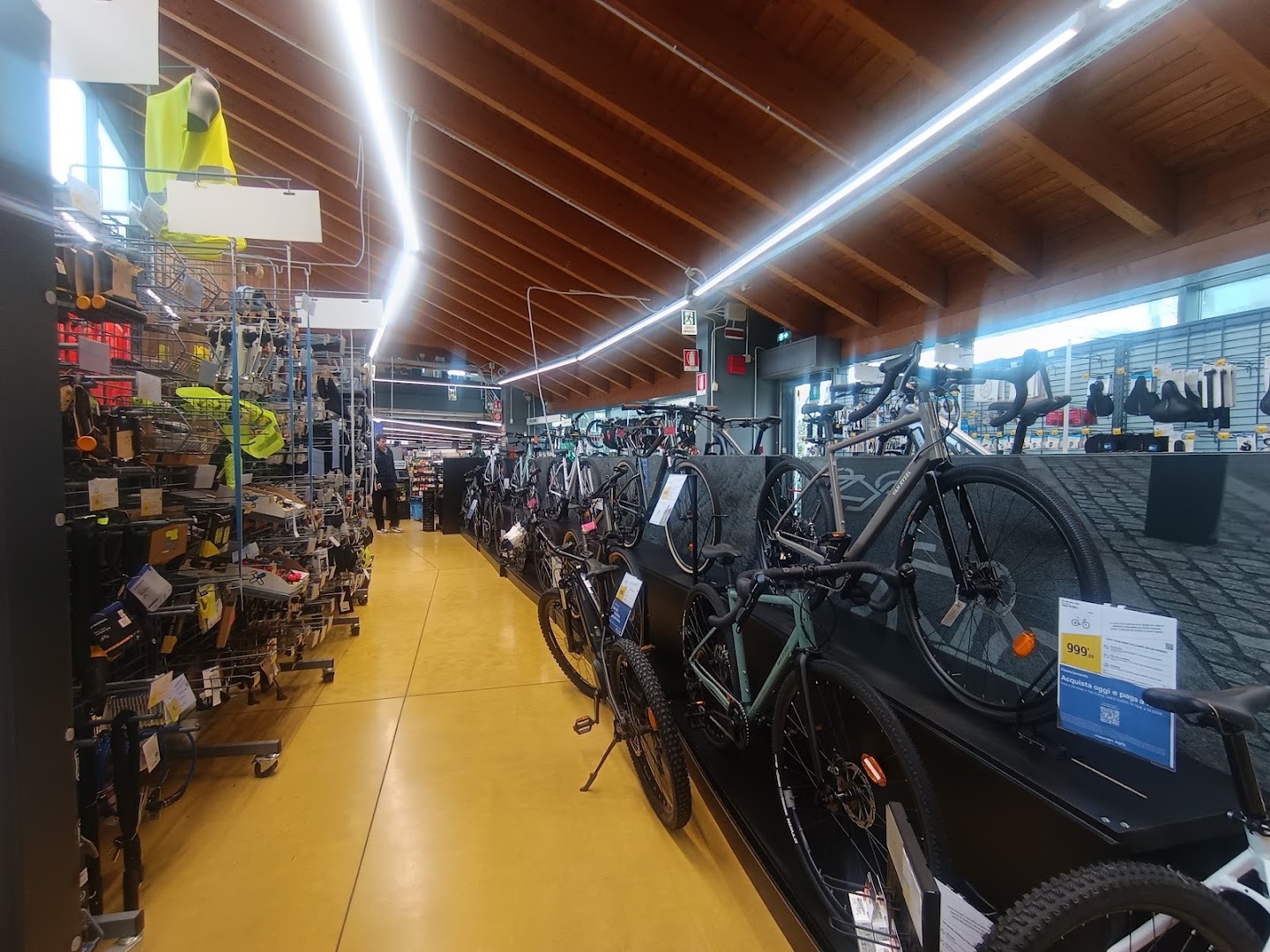Decathlon Carugate