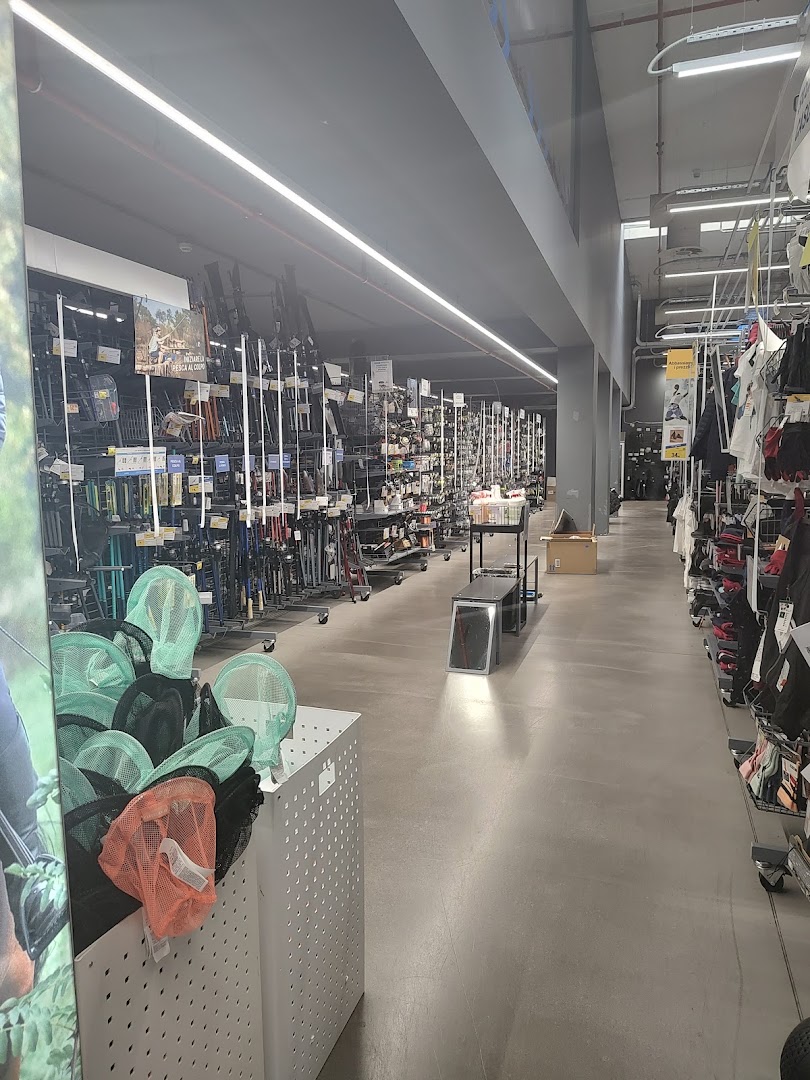 Decathlon, Carini