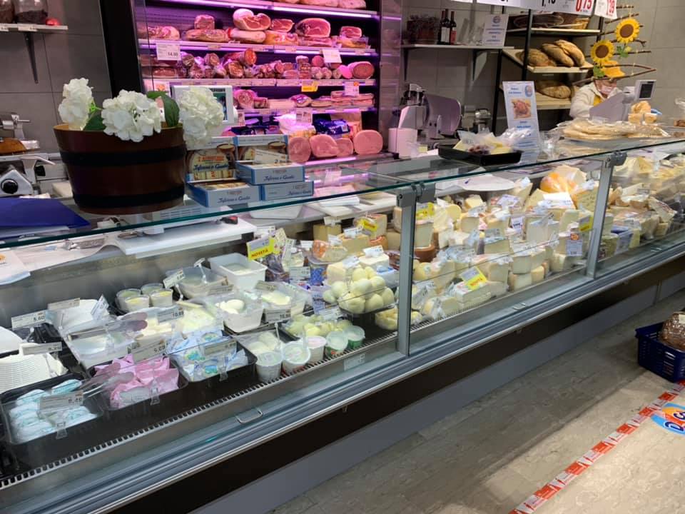 Decò Market, Montenero di Bisaccia