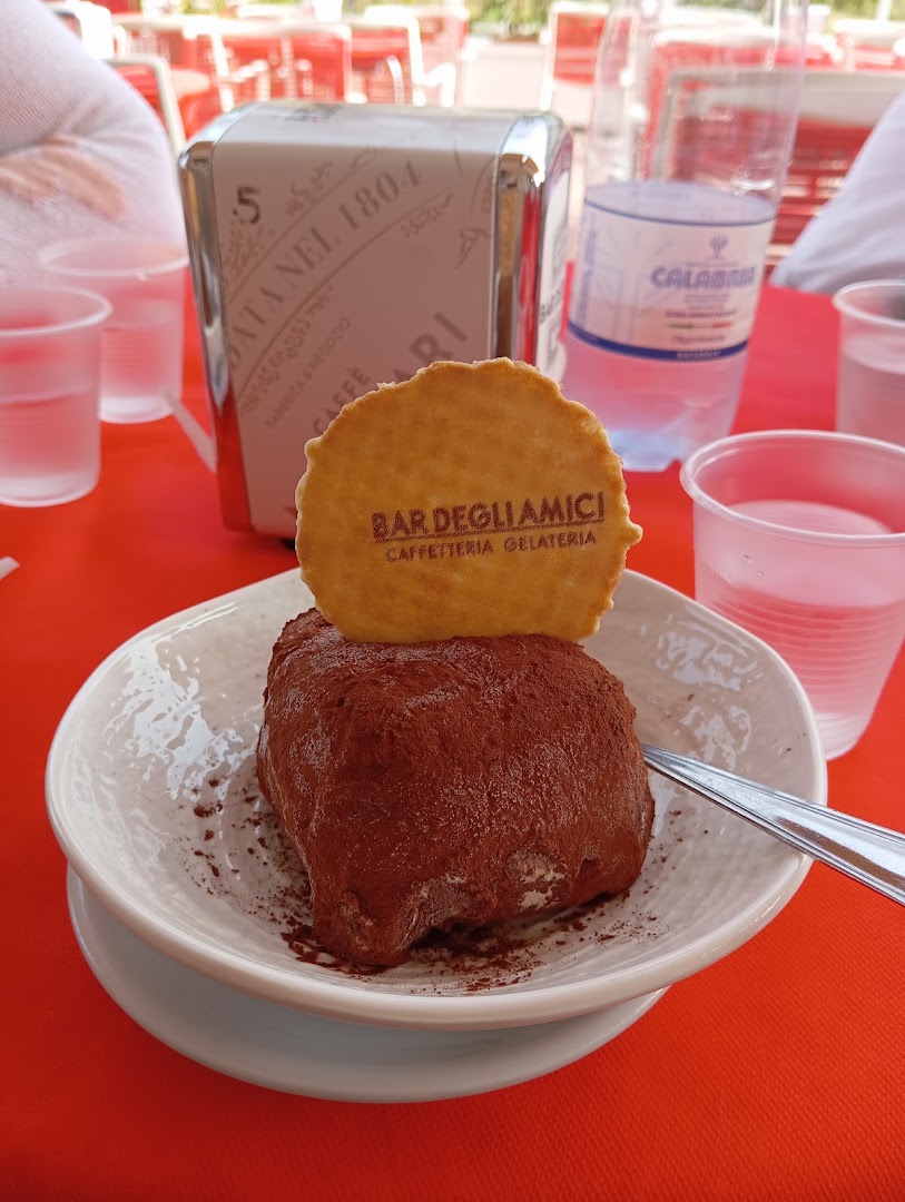 Degli Amici