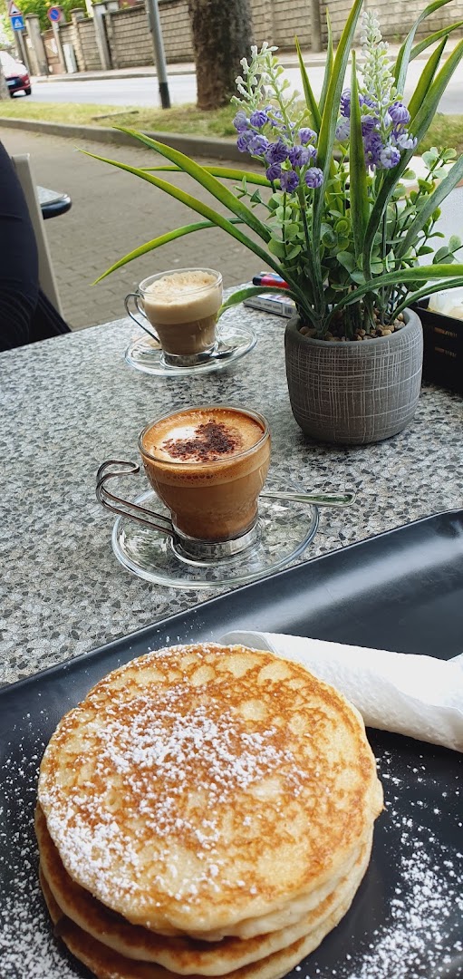 DEKO. café & cocktail