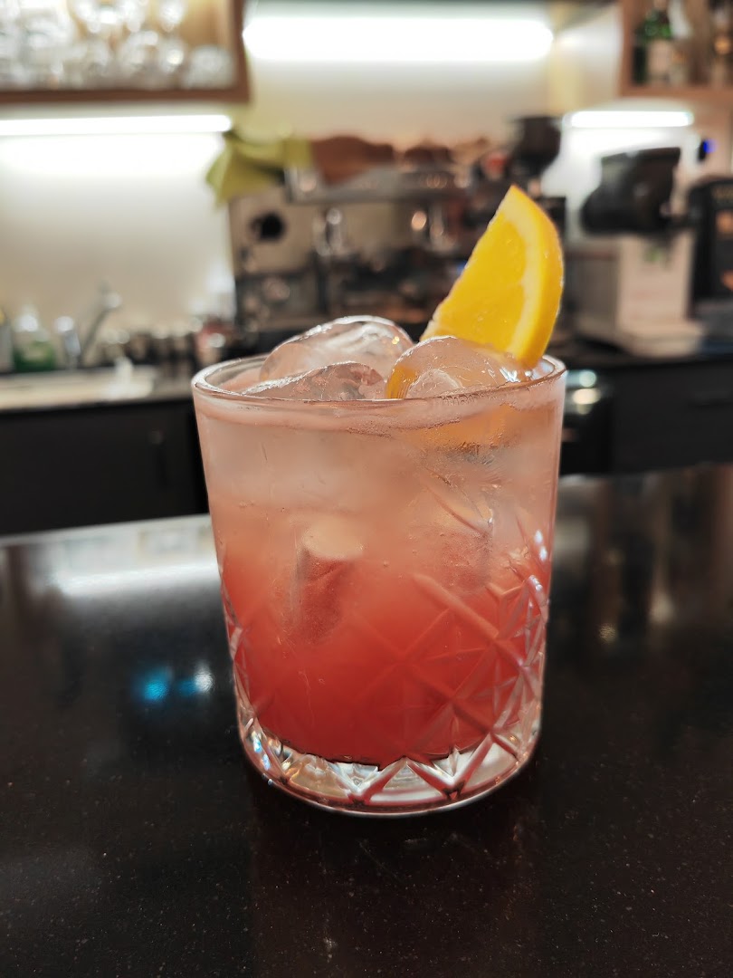 DEKO. café & cocktail