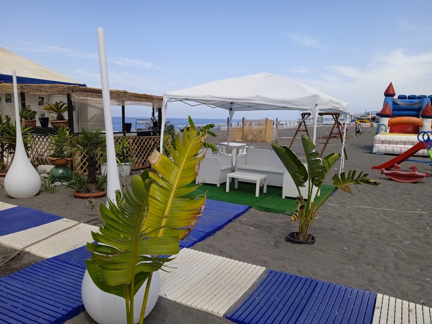 Delucas Lido