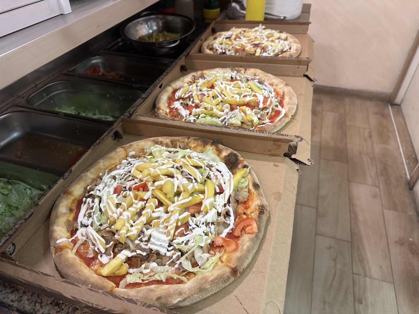 Deluxe pizza kebab