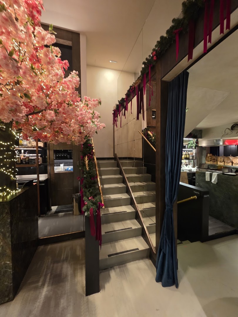 DeM Pavia - Ristorante e Lounge Bar