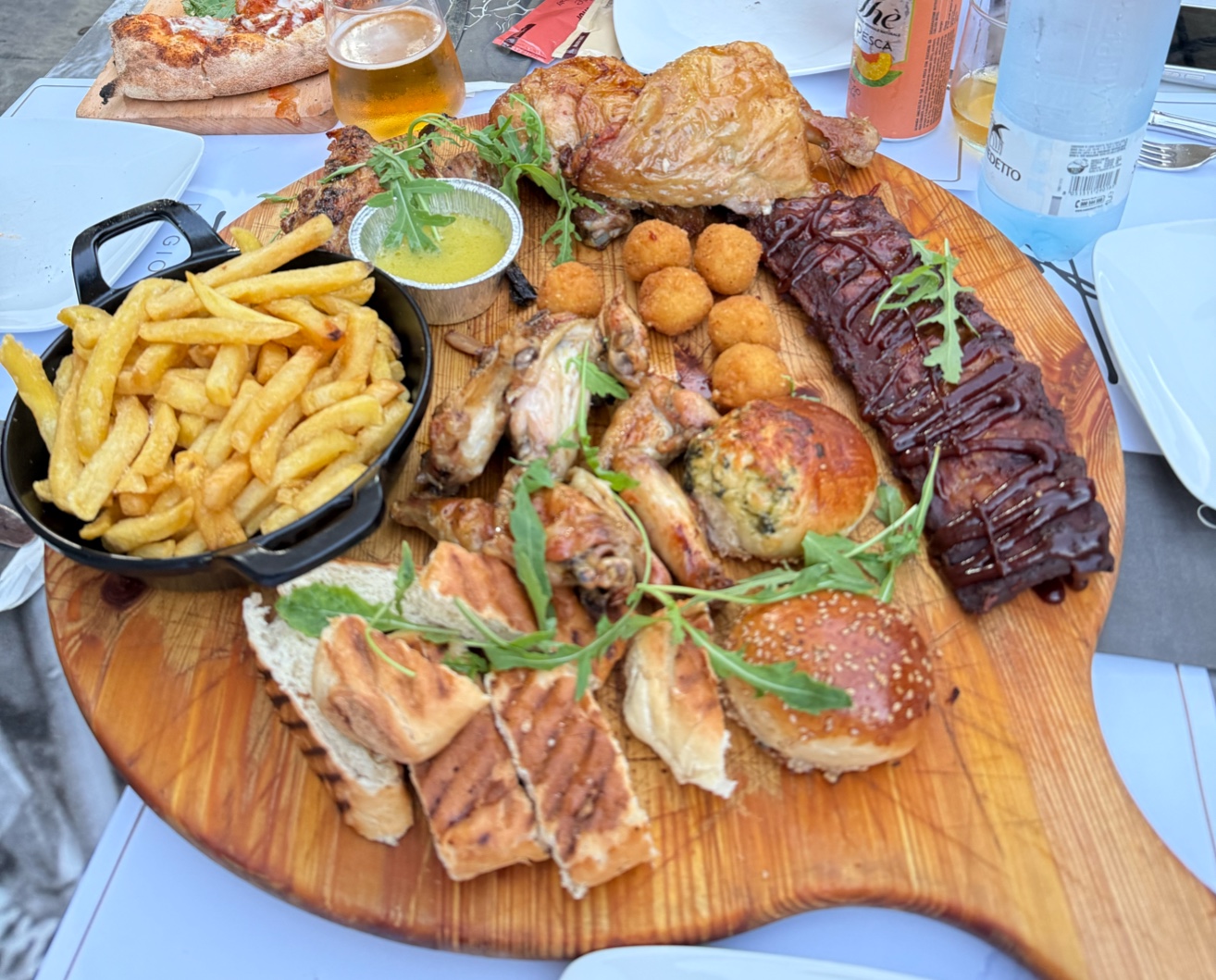 Di Giovanni - pizzeria, polleria, hamburgeria