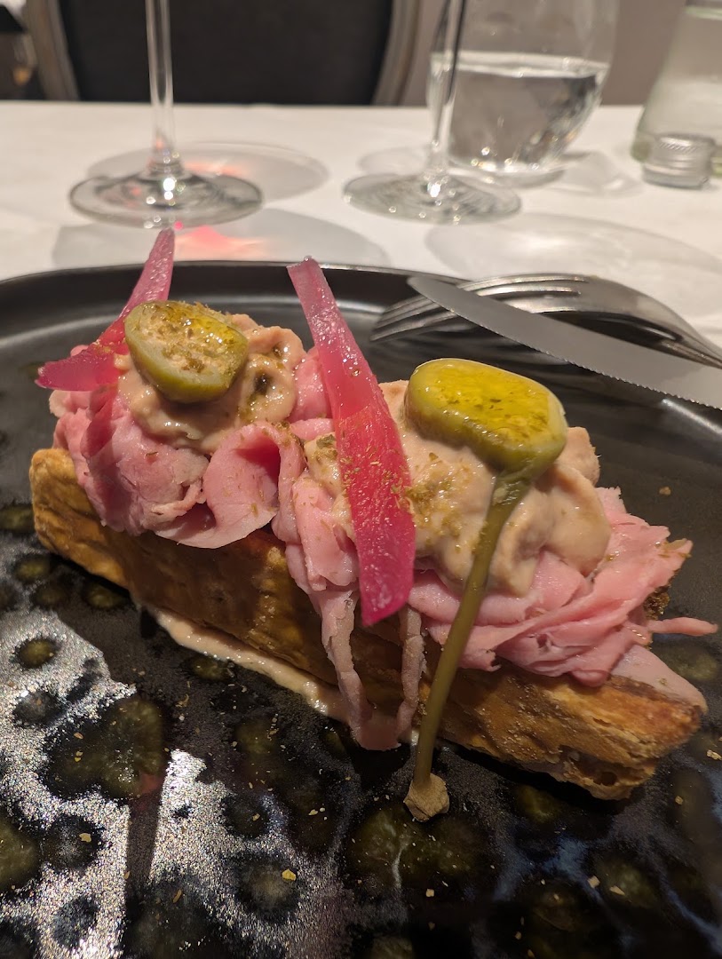 Diecicento Enoteca Ristorante con il vizio della Pizza