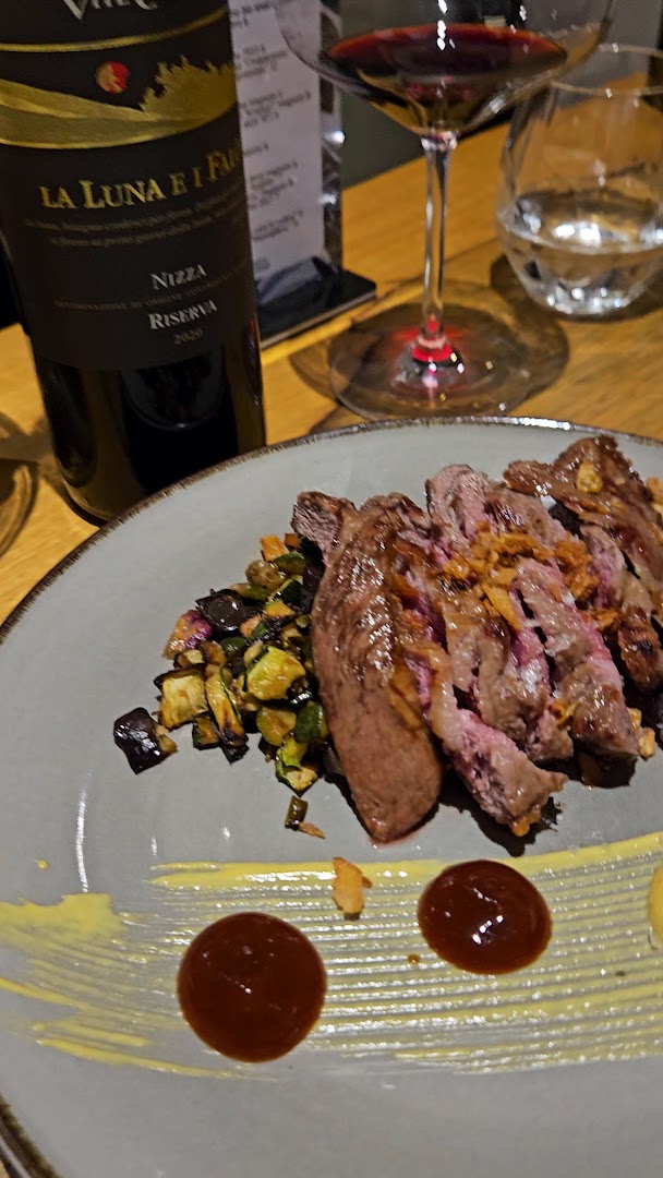 Diecicento Enoteca Ristorante con il vizio della Pizza