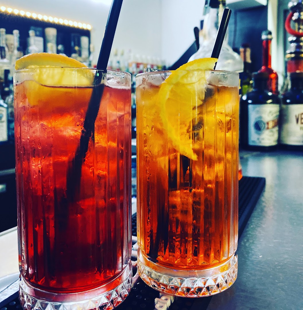Different Wine&Bar