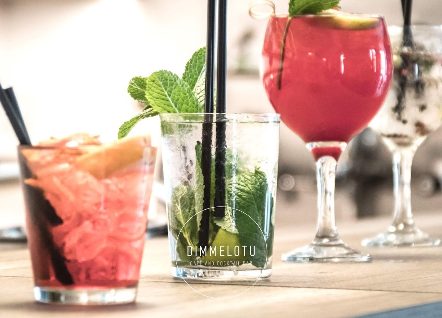 Dimmelotu Cocktail & Wine Bar
