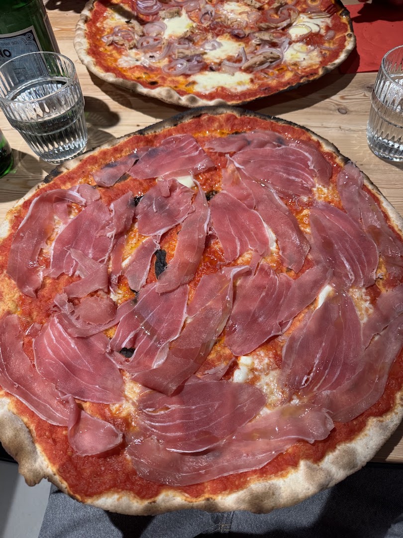 Dimora Pizzeria, Treviolo