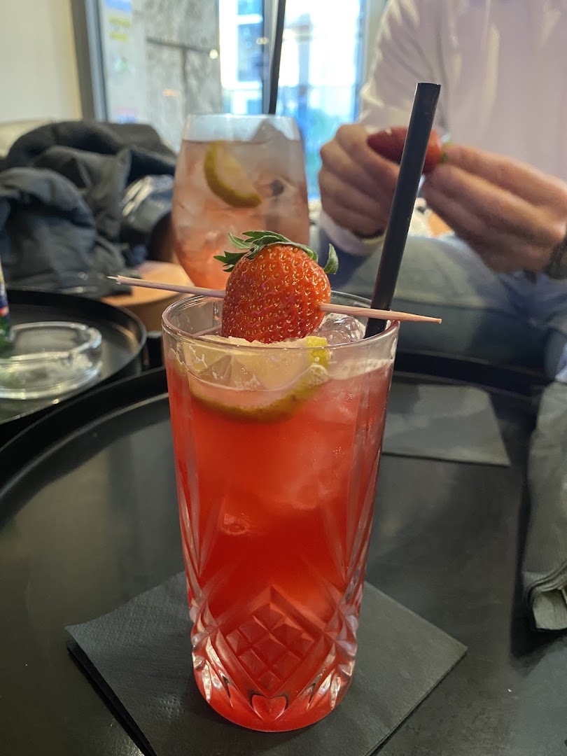 DiMu, Roma