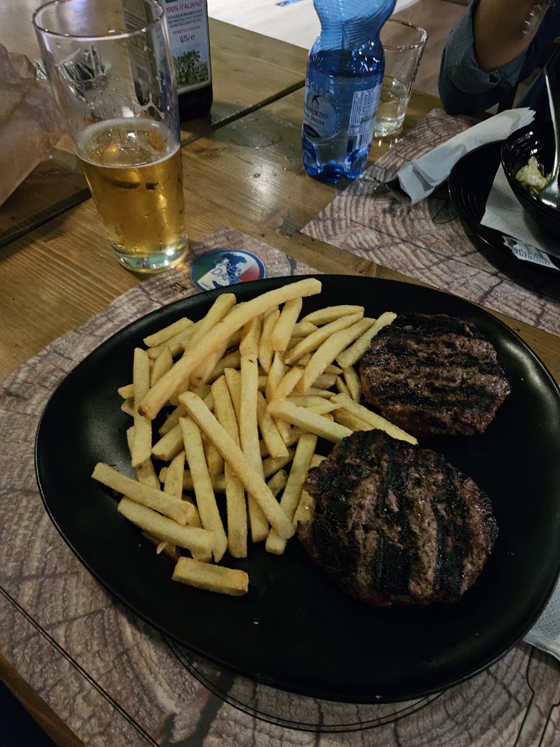 Dinky Pub Arezzo