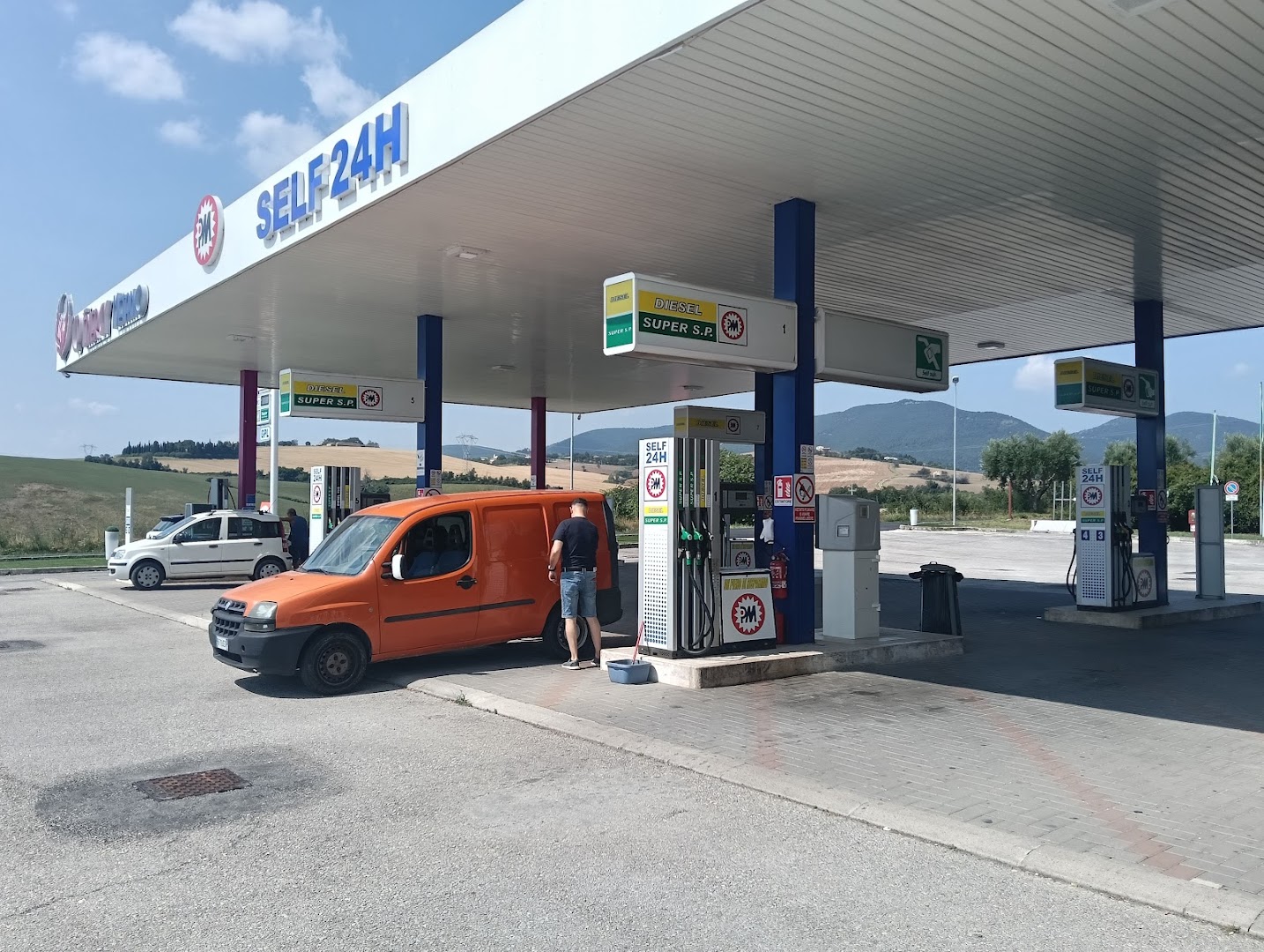 Distributore di Metano FGE RETI srl