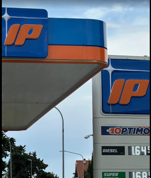 Distributore IP TORTORETO con Bar, Ristorantino & Autolavaggio