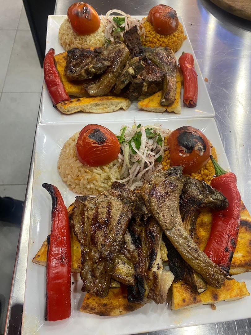 Divan Ocakbaşı turkish pizza kebap grill house