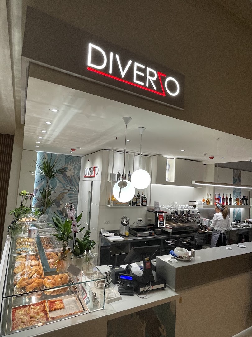 Diverso Cafè Navacchio, Cascina