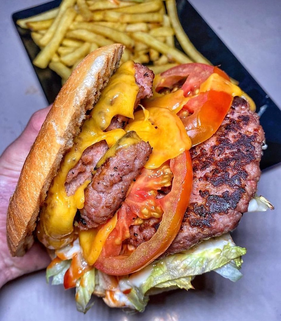 Diverso Risto Pub - Café & Food