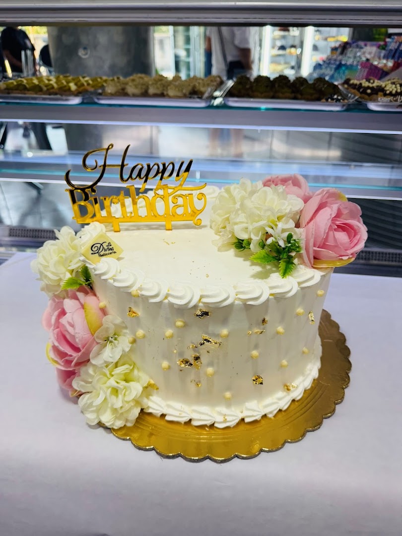 DIVINA CAFFETTERIA PASTICCERIA ROSTICCERIA: viale Kennedy 38 San Marcellino, San Marcellino