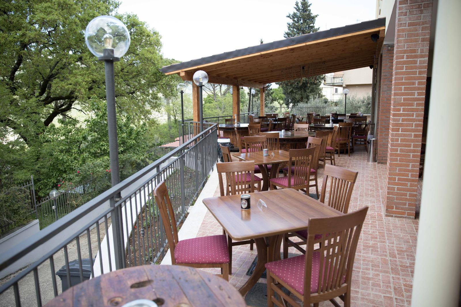 DiVino Bistrot e Relais, Pub,RistoPub, Pizzeria, Aperitivi, Cocktail bar, Musica dal Vivo Camere, Spa