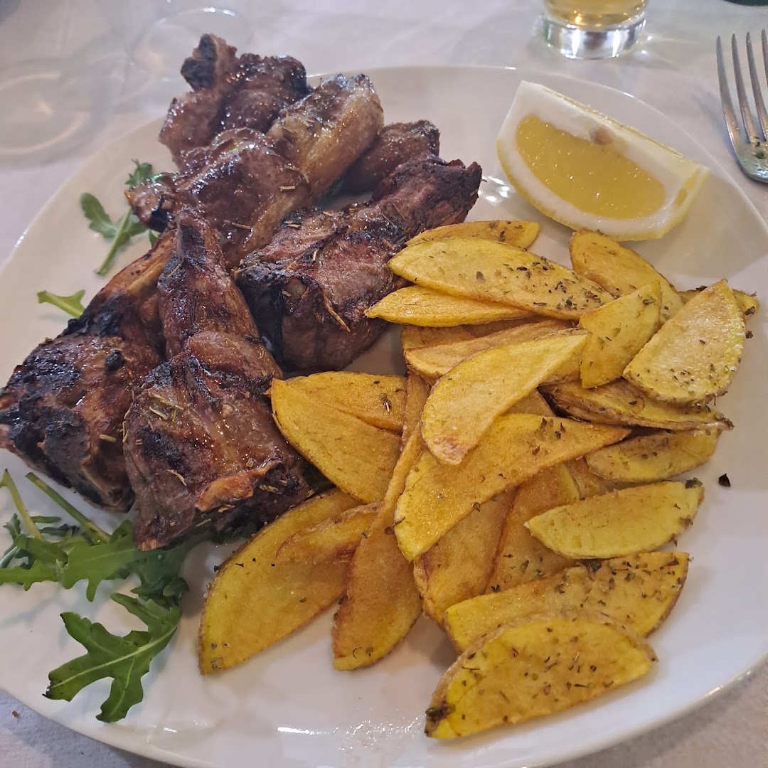 Divino Ristorante Pizzeria Affittacamere Di Joseph Cirigliano