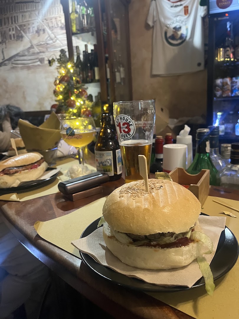 Docker's Pub