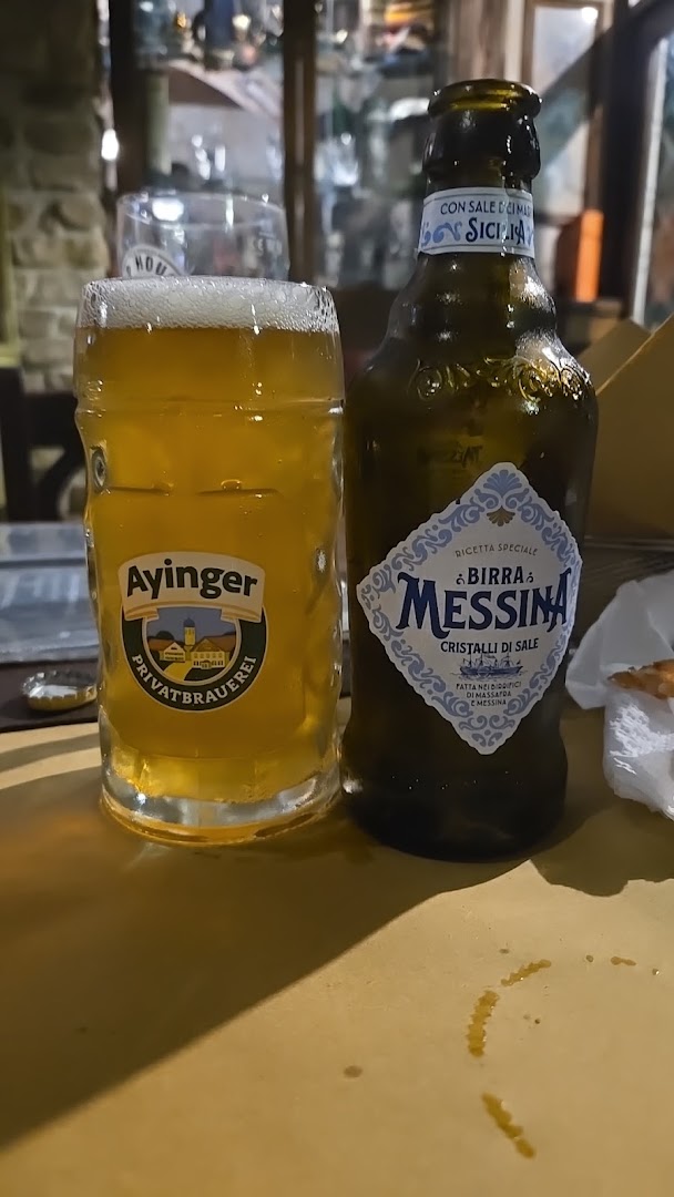 Docker's Pub, Messina