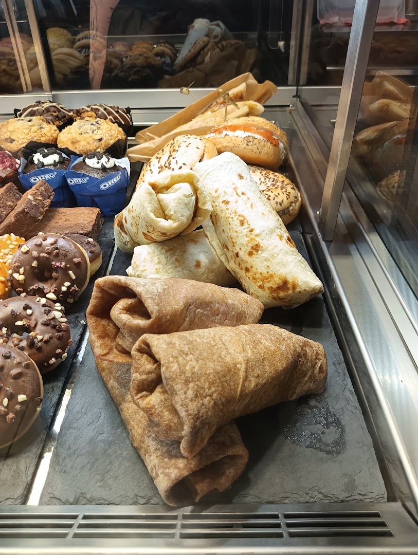 Dodici OZ, Roma