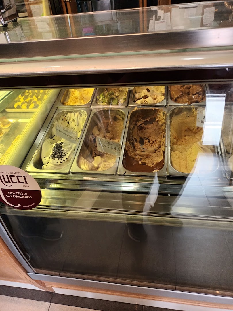 Dolce Caffetteria di Di Benedetto Pietro dal 1994, Bisceglie