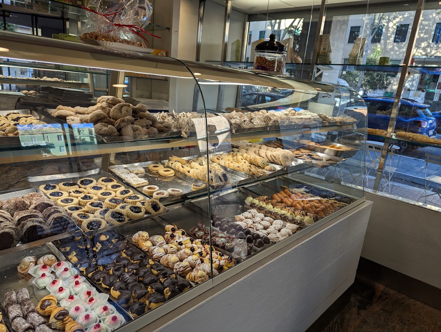 Dolce Voy