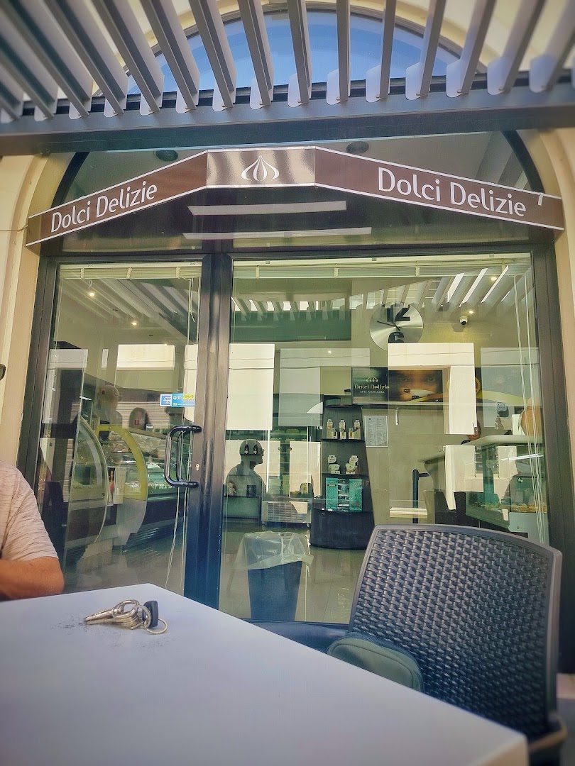 Dolci Delizie Pasticceria, Parabita