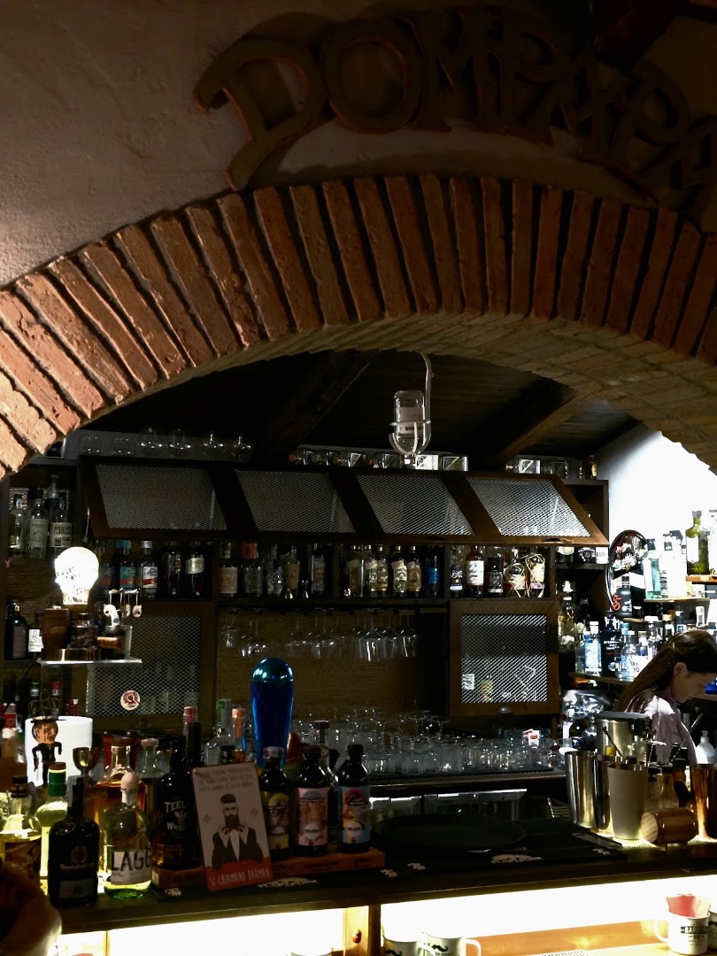 Dompapa Rhumeria Cocktaileria/gintoneria