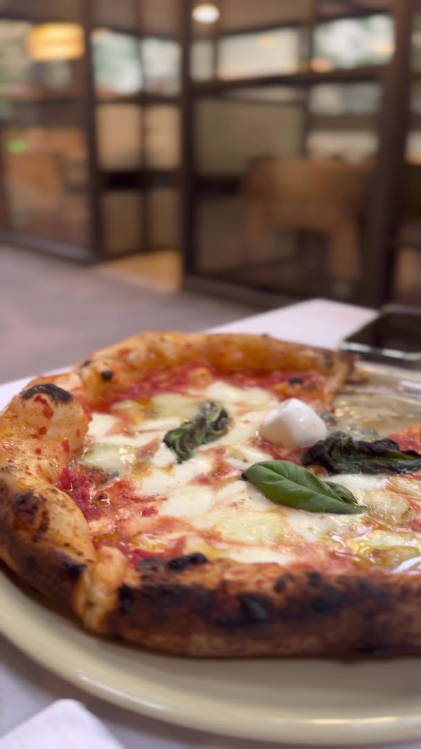 Don Salvatore - pizzaiuolo e oste