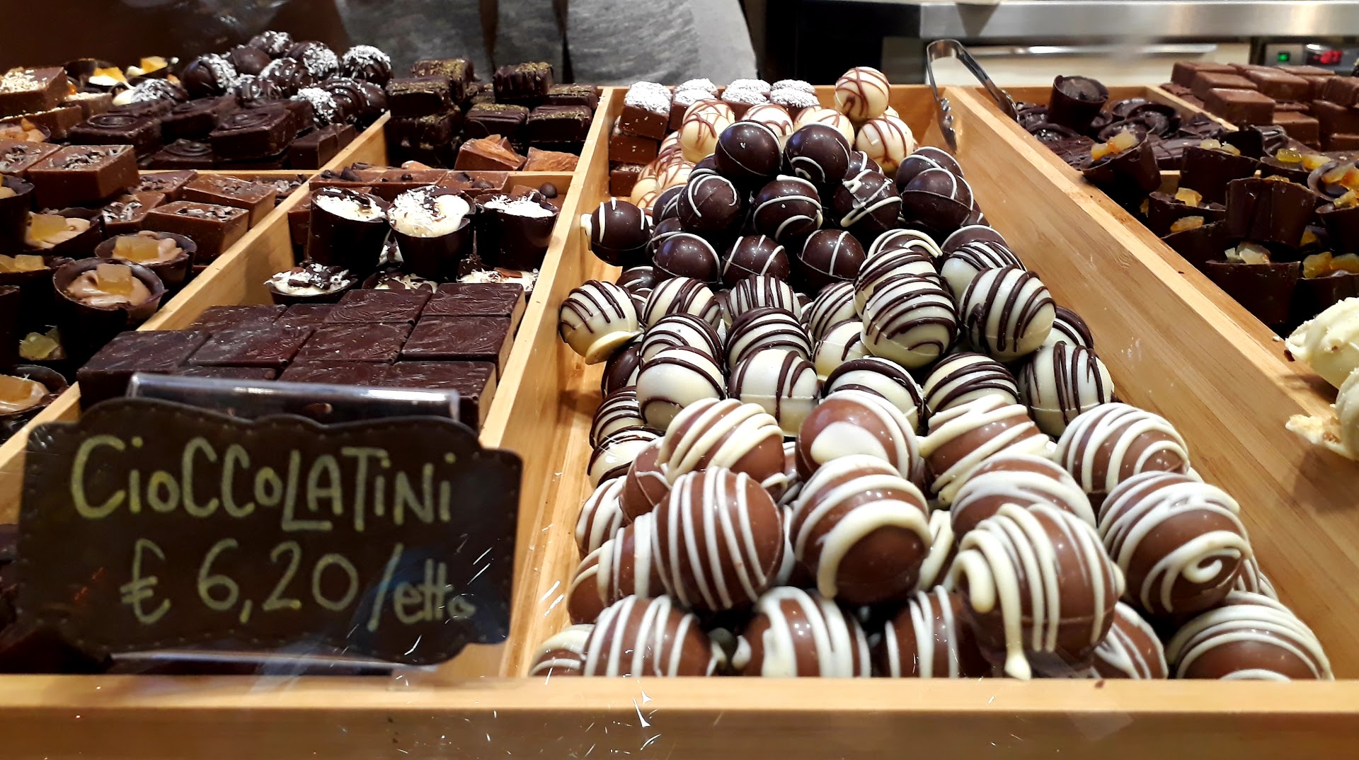 DONAMALINA San Jacopino Cioccolateria-Gelateria