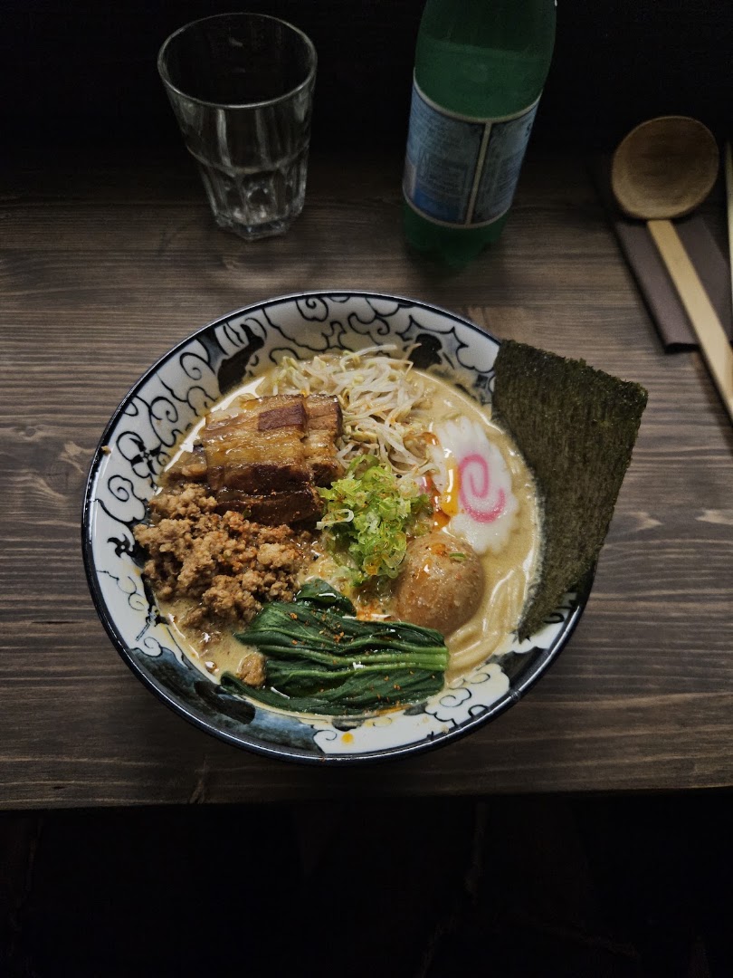 Donburi House 丼 La Rotonda - Ramen Izakaya, Saronno