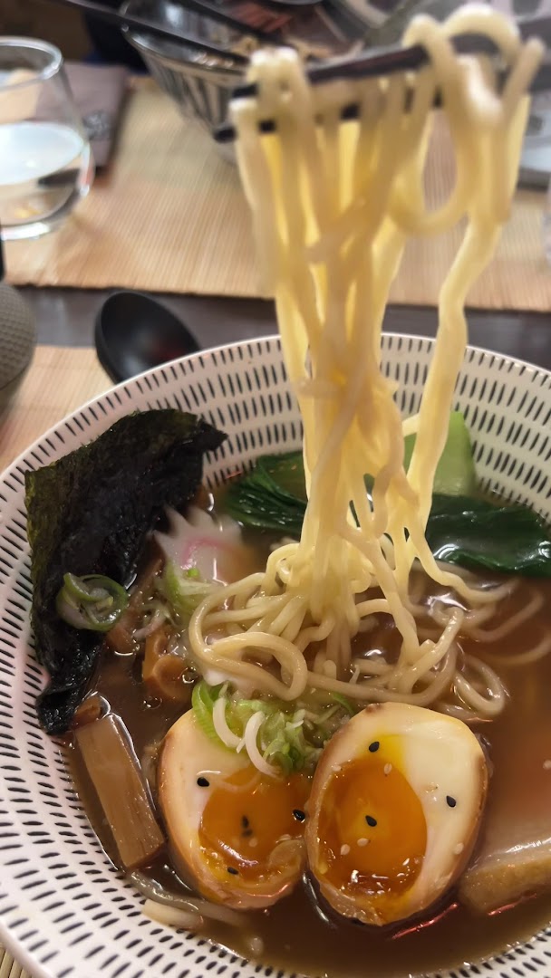 Donburi House 丼 Rivoli - Ramen Izakaya