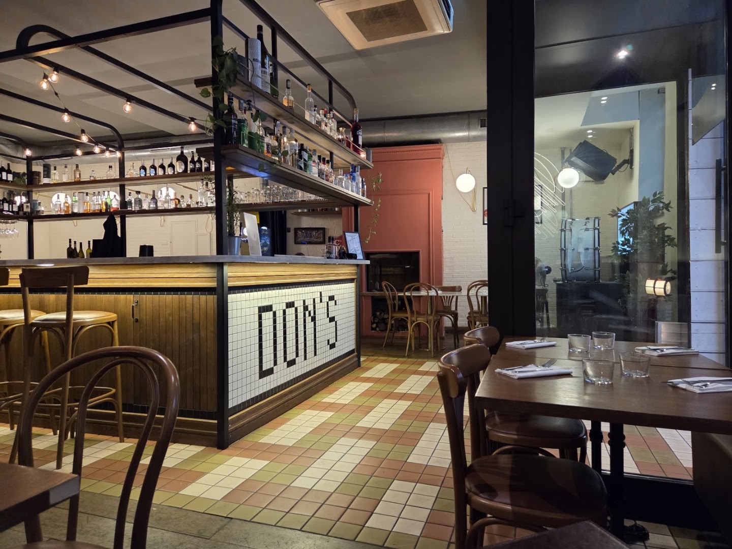 Don's - Meats & Spirits