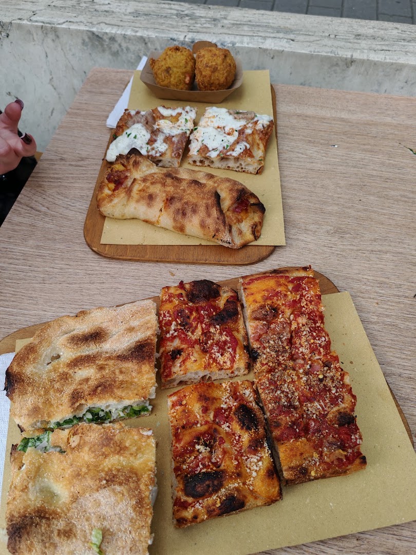 Doppiozero Pizza in Teglia
