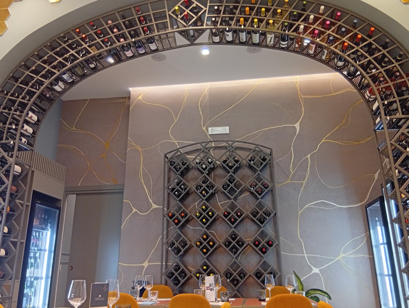 Doré Pizzeria Lounge Bar