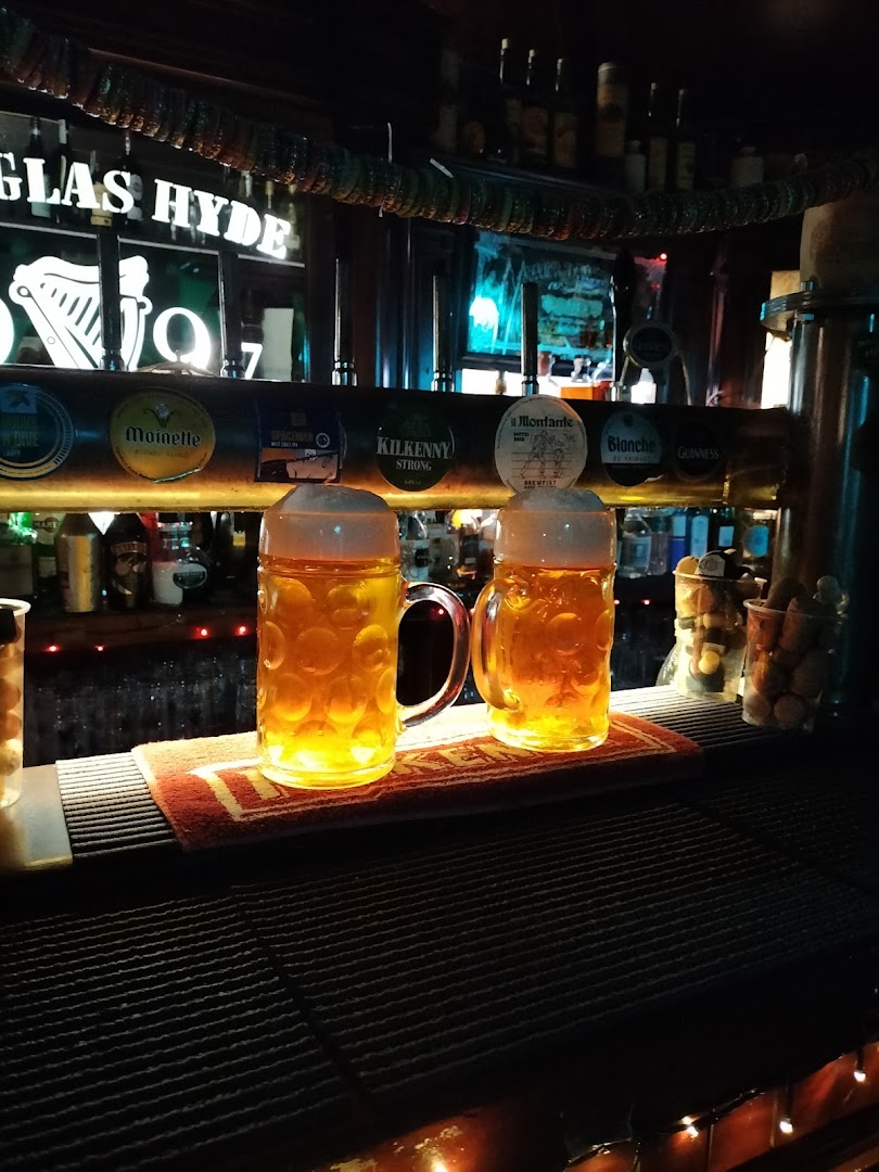 Douglas Hyde irish pub