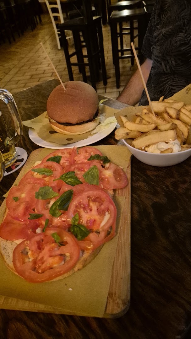 Downtown Pub