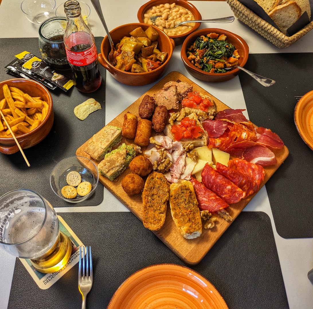 DREAM restaurant & lounge