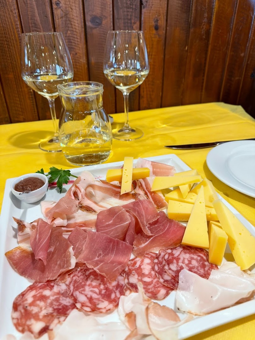 Društvena Gostilna Gabrovec - Trattoria Sociale di Gabrovizza